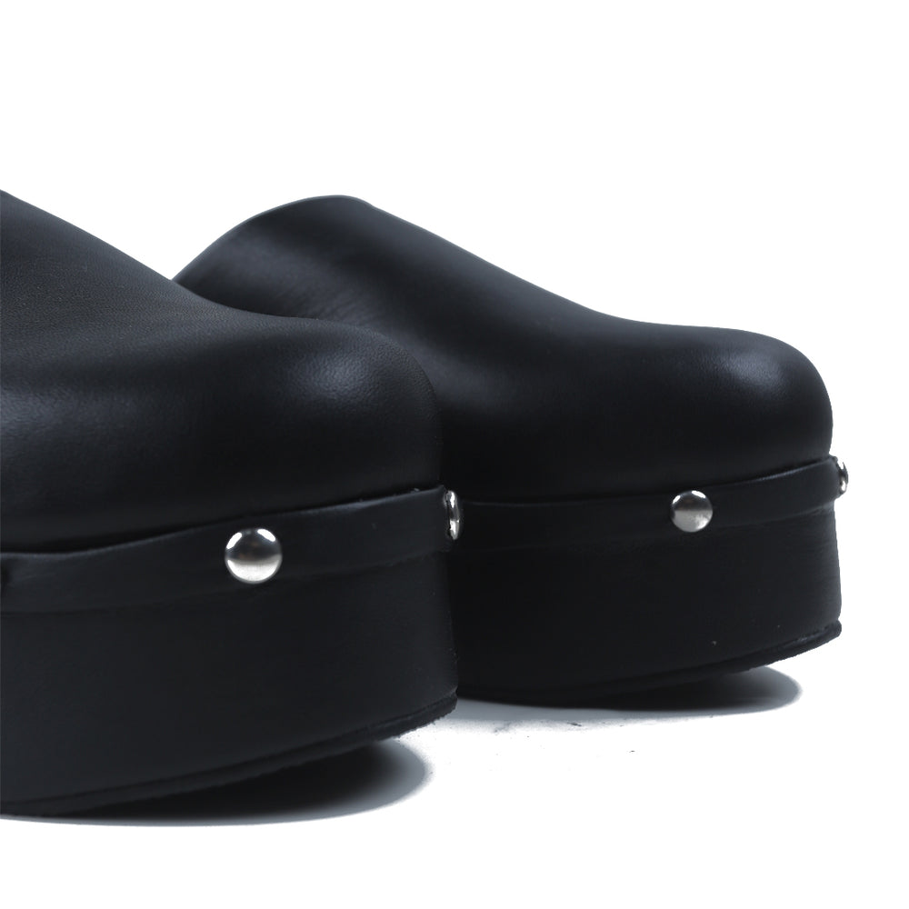 SLUG CLOGS BLACK