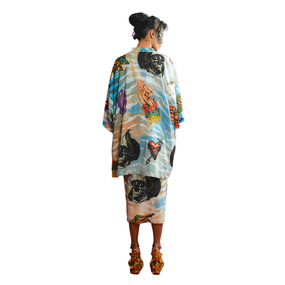 TAINTED LOVE KIMONO IN GREY