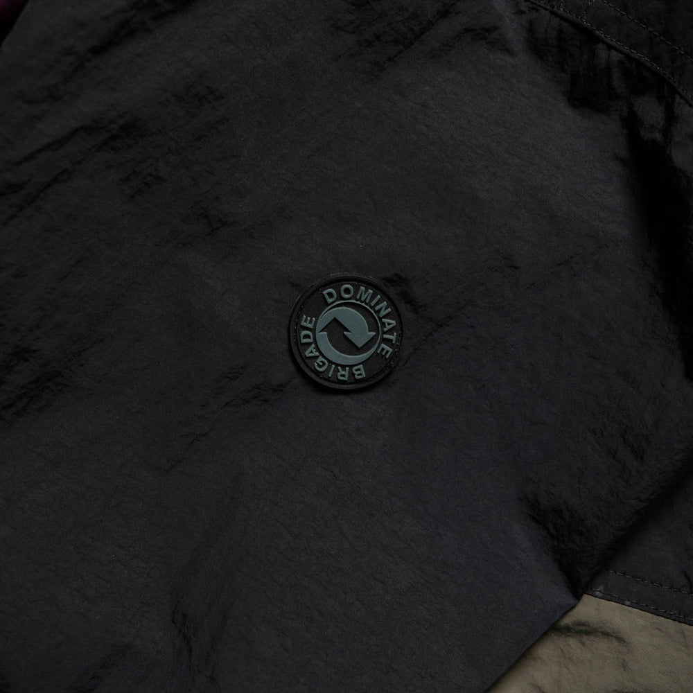 
            
                Load image into Gallery viewer, ALPHA 24 JACKET MULTICOLOR
            
        