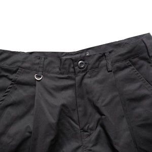 RAW PLEATED SHORTS BLACK