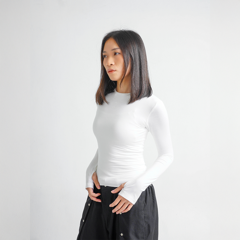 DOUBLE LAYERED TENCEL FIT LONGSLEEVE WHITE