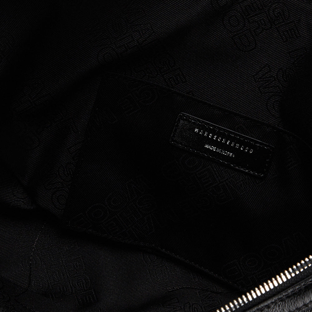 Belted Hobo Medium Black Glossy Plain