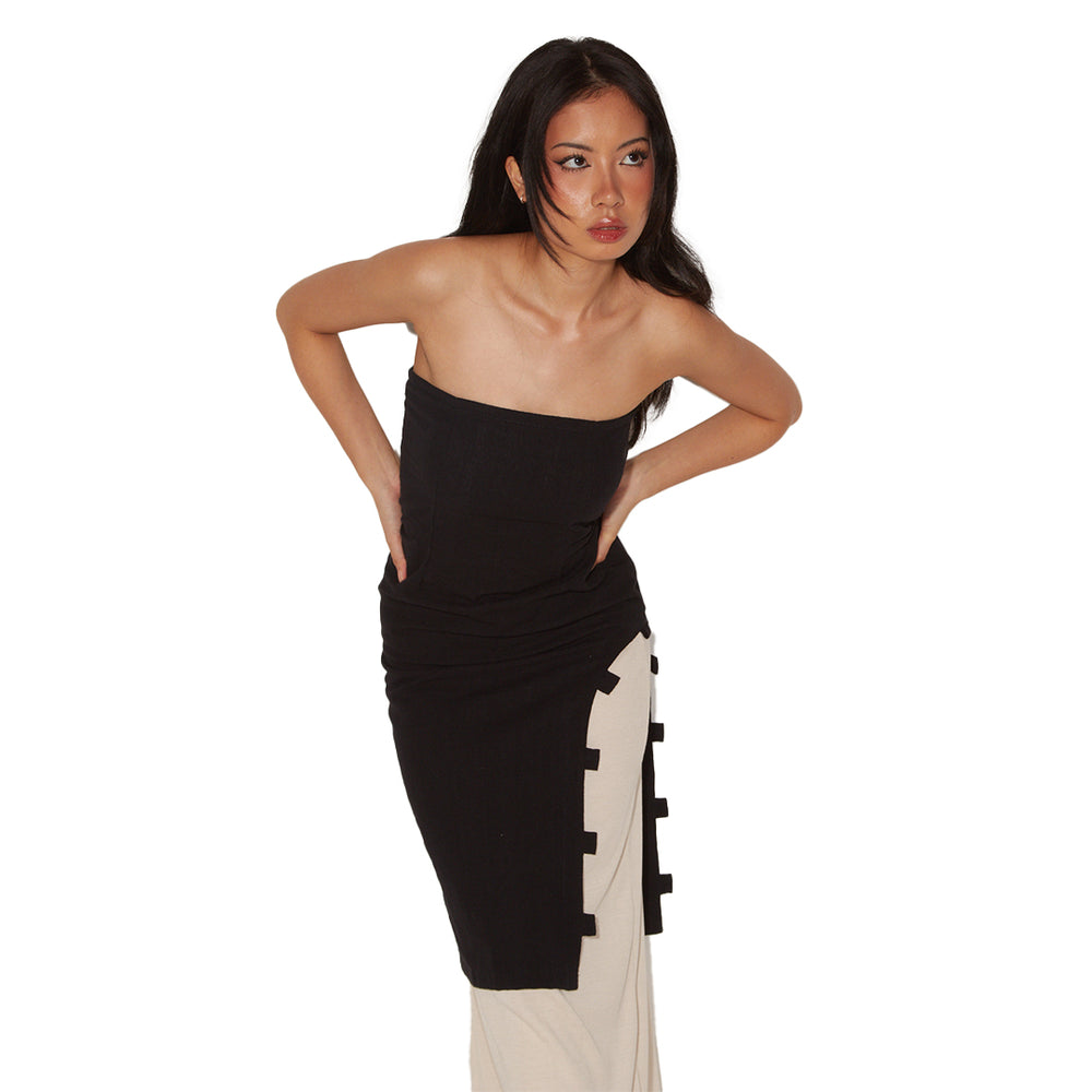 
            
                Load image into Gallery viewer, ELXI DRESS BLACK
            
        