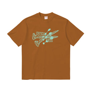 CRITICAL MESS TEE BRONZE