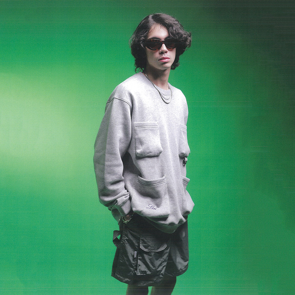 Sweatshirt With Extra Pockets Grey