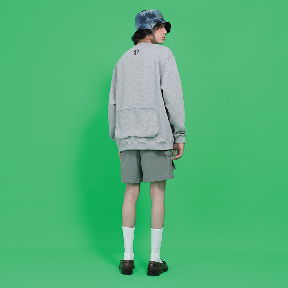 Sweatshirt With Extra Pockets Grey