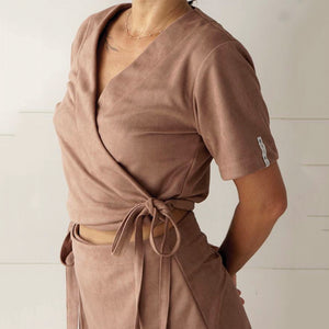 
            
                Load image into Gallery viewer, Amoura Kimono Dusty Pink
            
        
