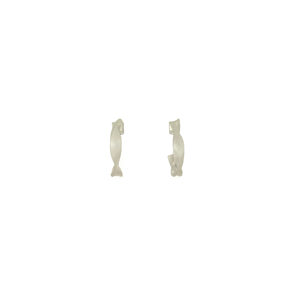 
            
                Load image into Gallery viewer, Small Zuri Earrings White
            
        