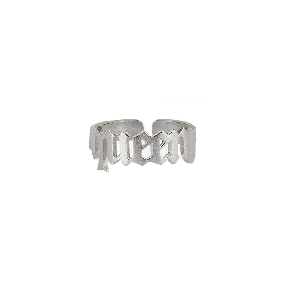 
            
                Load image into Gallery viewer, Queen Ring Silver
            
        
