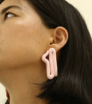 
            
                Load image into Gallery viewer, Sweet Earrings Blush Pink, Caramel
            
        