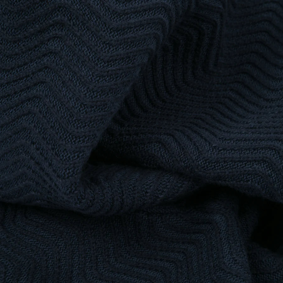 WAVE CABLE KNIT SWEATER NAVY