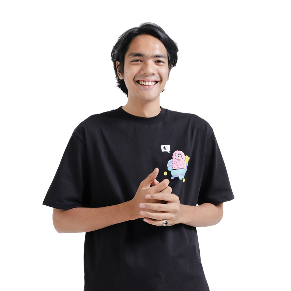 
            
                Load image into Gallery viewer, Faces Tee Black - Sonderlab X Snub N Friends
            
        